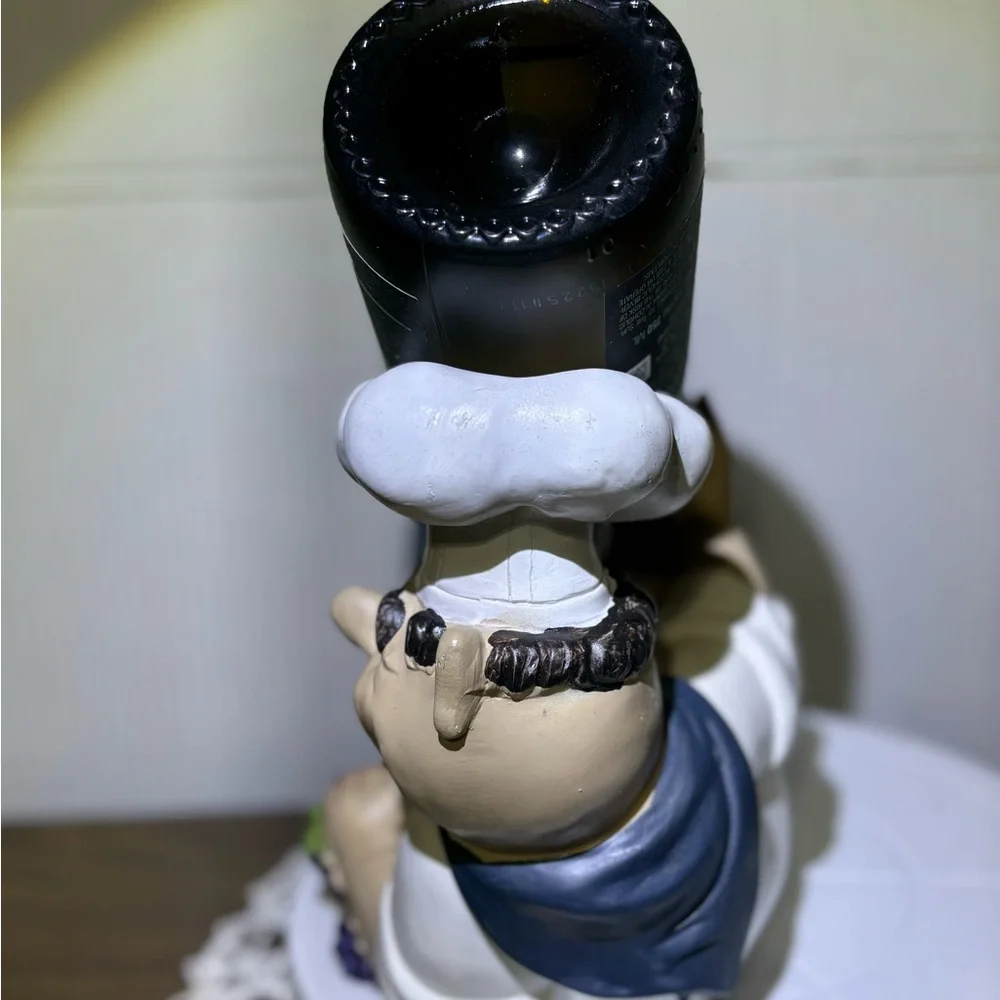 Chef Wine Holder with Grapes